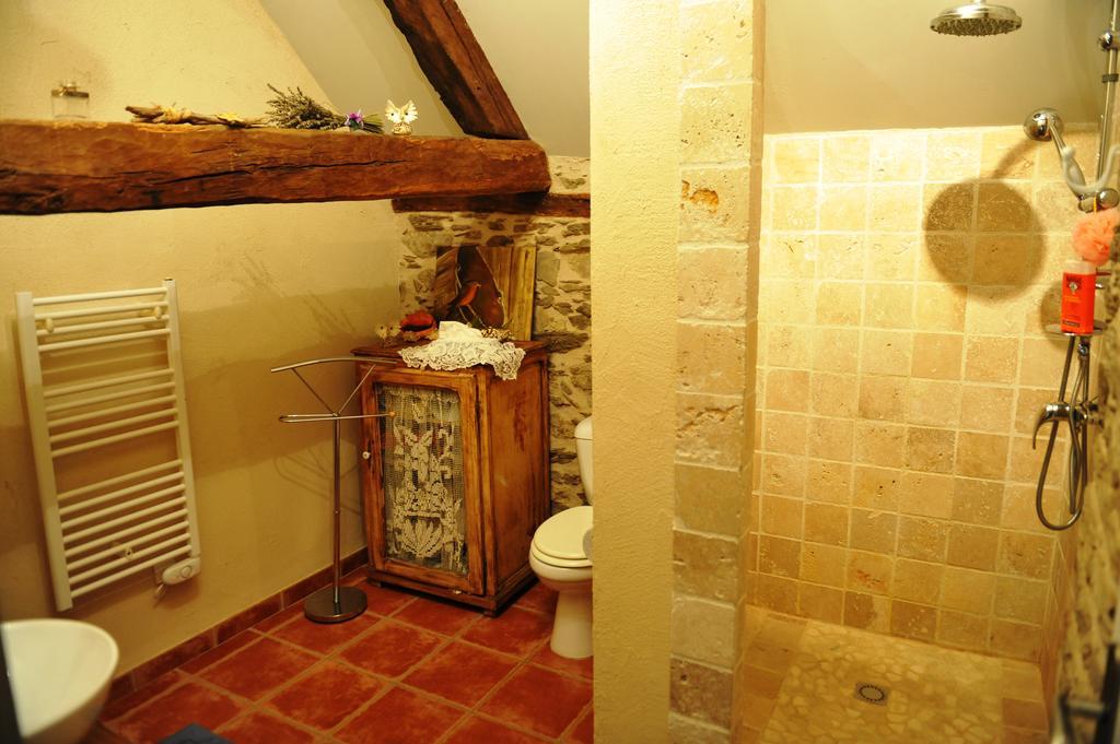 Chambres D'Hotes Le Puits D'Amour Mirandol-Bourgnounac Ngoại thất bức ảnh